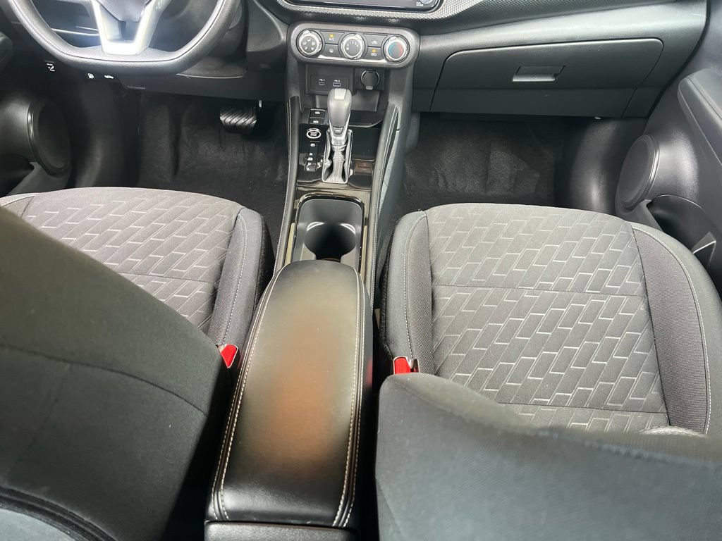 Certified 2024 Nissan Kicks SV w/ Interior Electronics Package FWD image 17