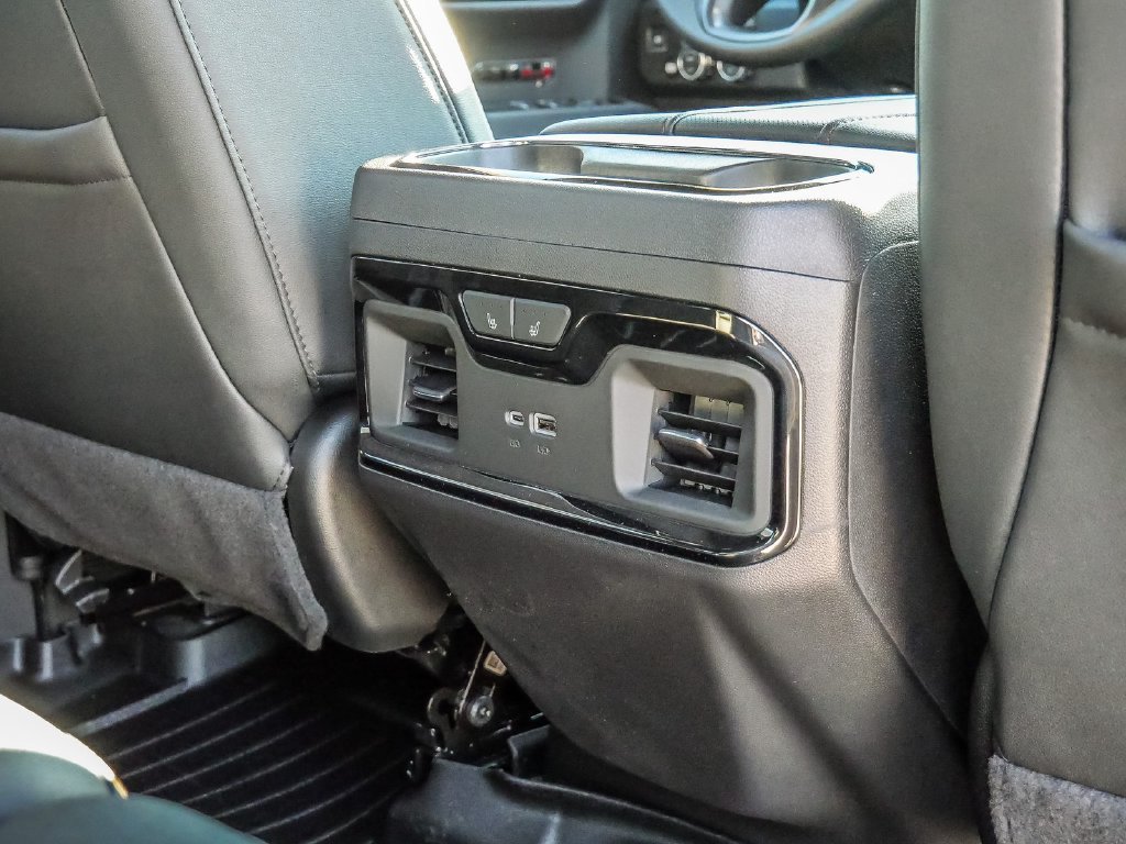 New 2026 GMC Sierra 1500 AT4 w/ Technology Package AWD/4WD image 35