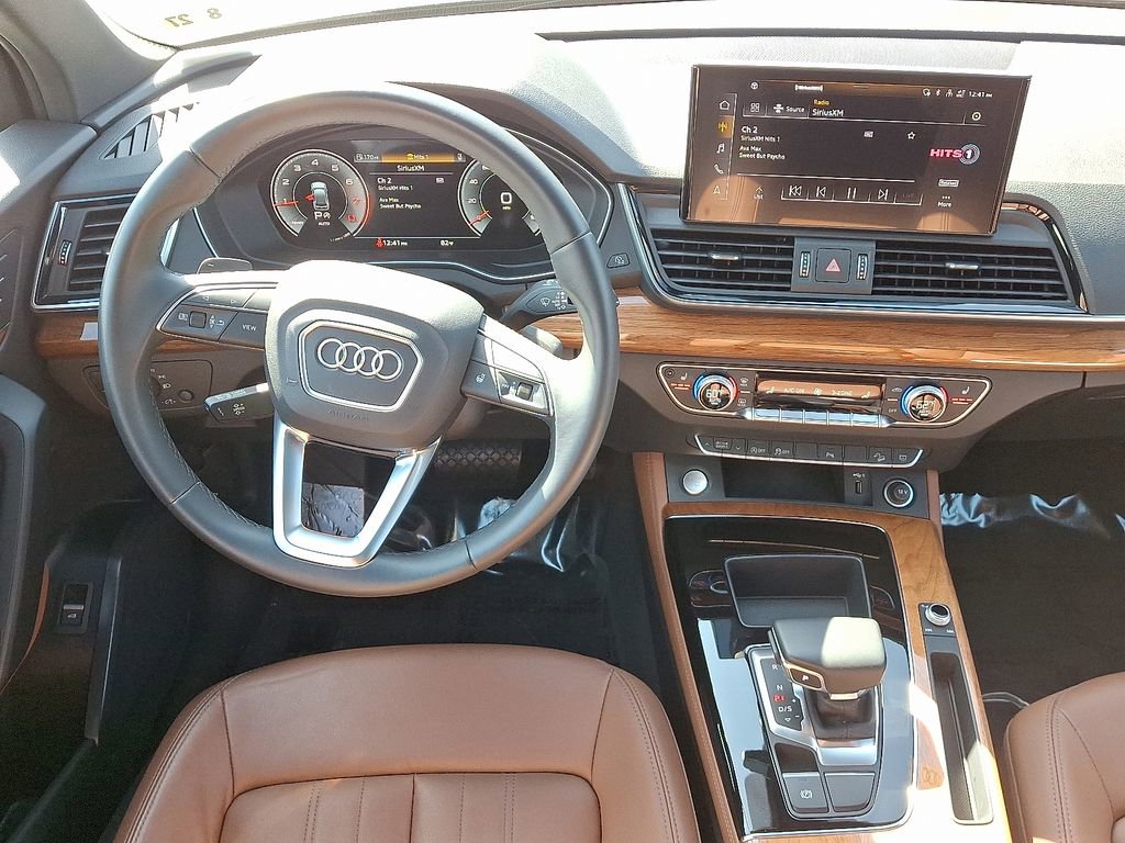 Used 2022 Audi Q5 2.0T Premium Plus w/ Premium Plus Package image 12