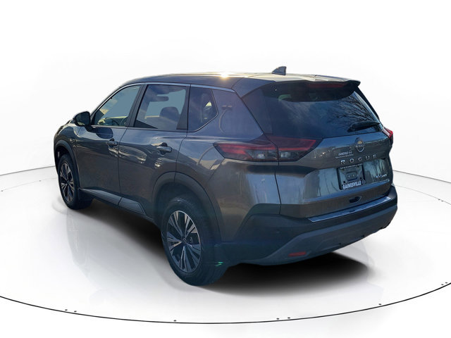 Used 2023 Nissan Rogue SV image 3