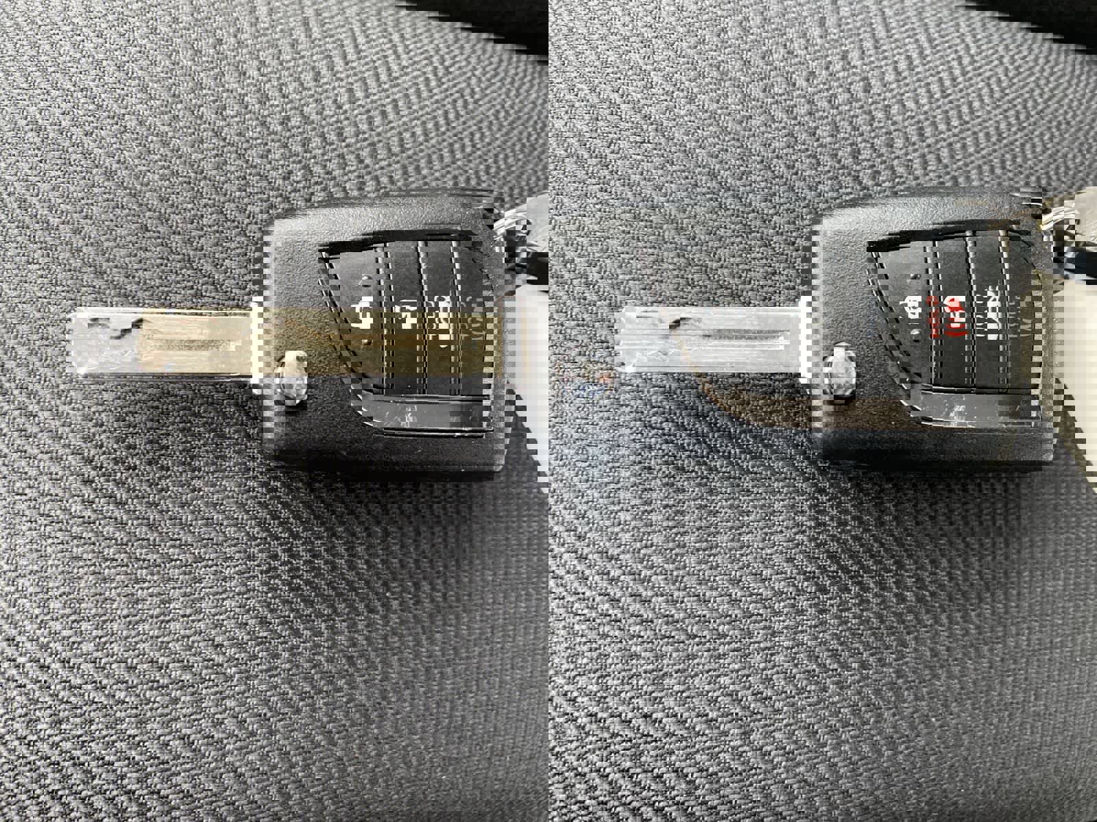 Used 2025 Toyota Corolla LE image 33