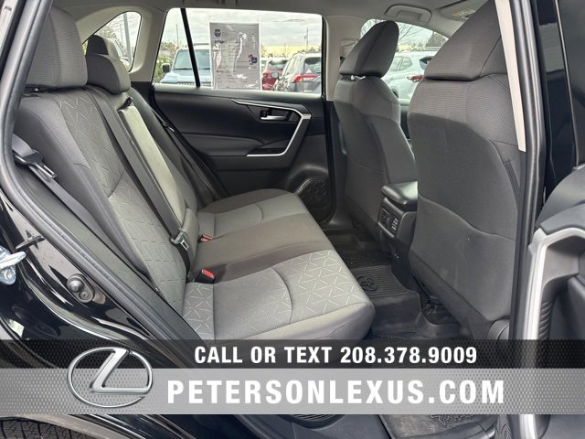 Used 2023 Toyota RAV4 AWD Hybrid image 16