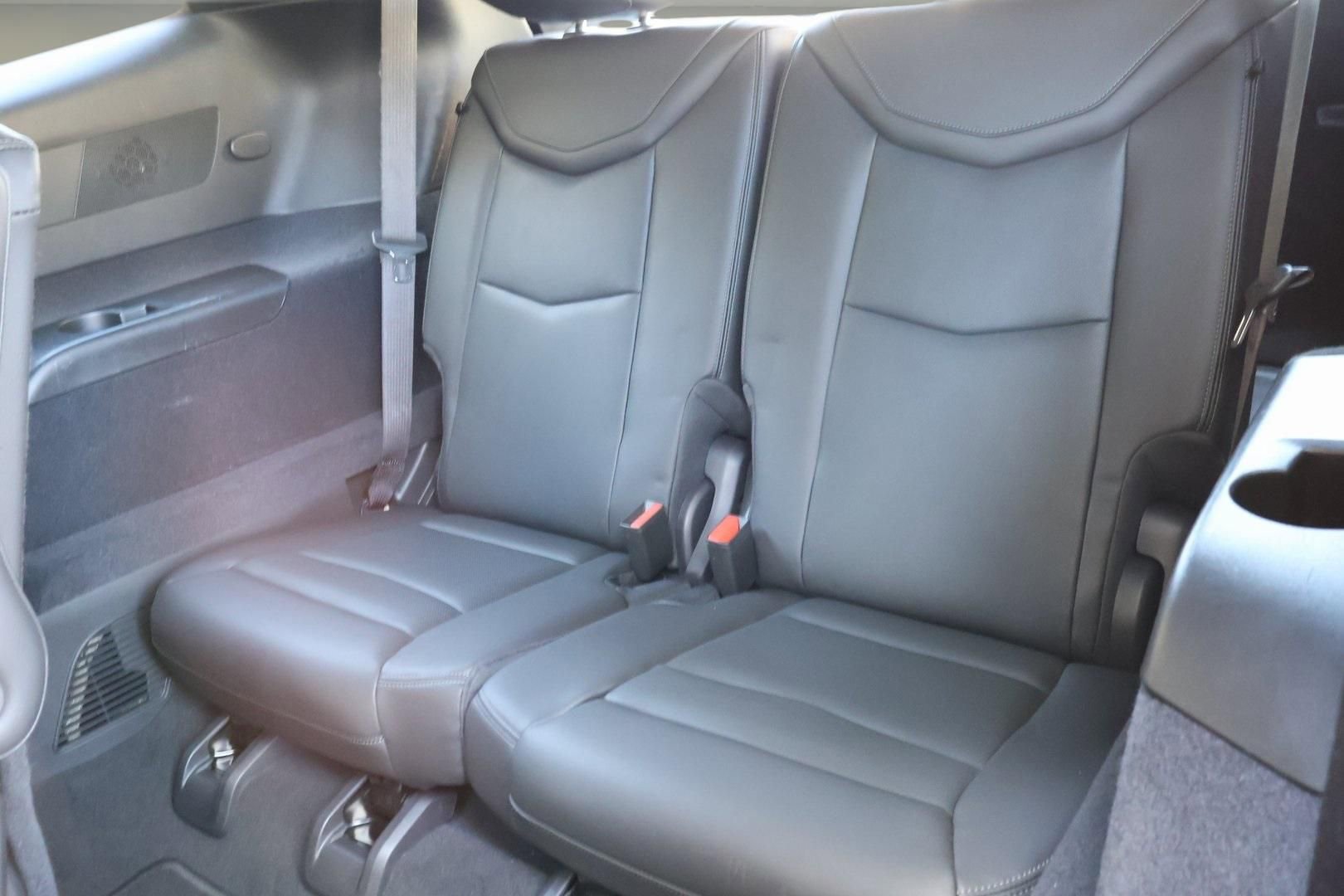 Certified 2025 Cadillac XT6 Premium Luxury image 11