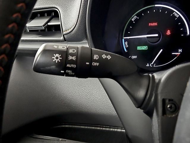 Used 2023 Toyota Sienna XSE AWD/4WD image 24