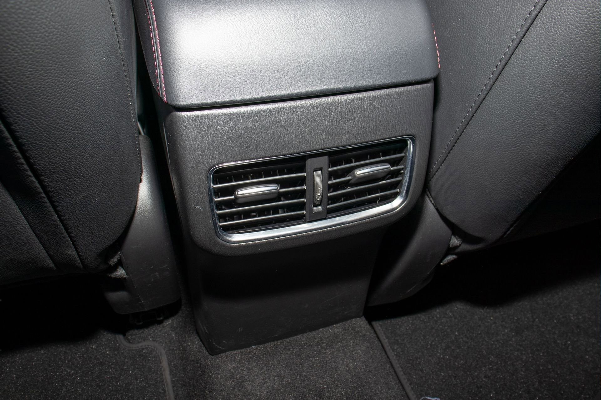 Used 2023 MAZDA CX-5 Carbon Edition image 19