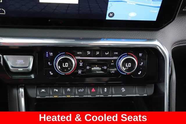 Used 2025 GMC Sierra 1500 Denali AWD/4WD image 4
