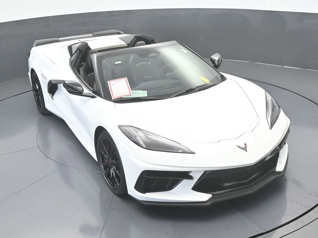 Used 2024 Chevrolet Corvette Stingray Convertible w/ Z51 Performance Package image 50