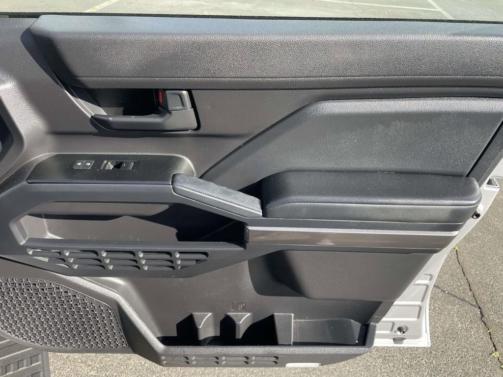 Used 2025 Toyota 4Runner SR5 image 45