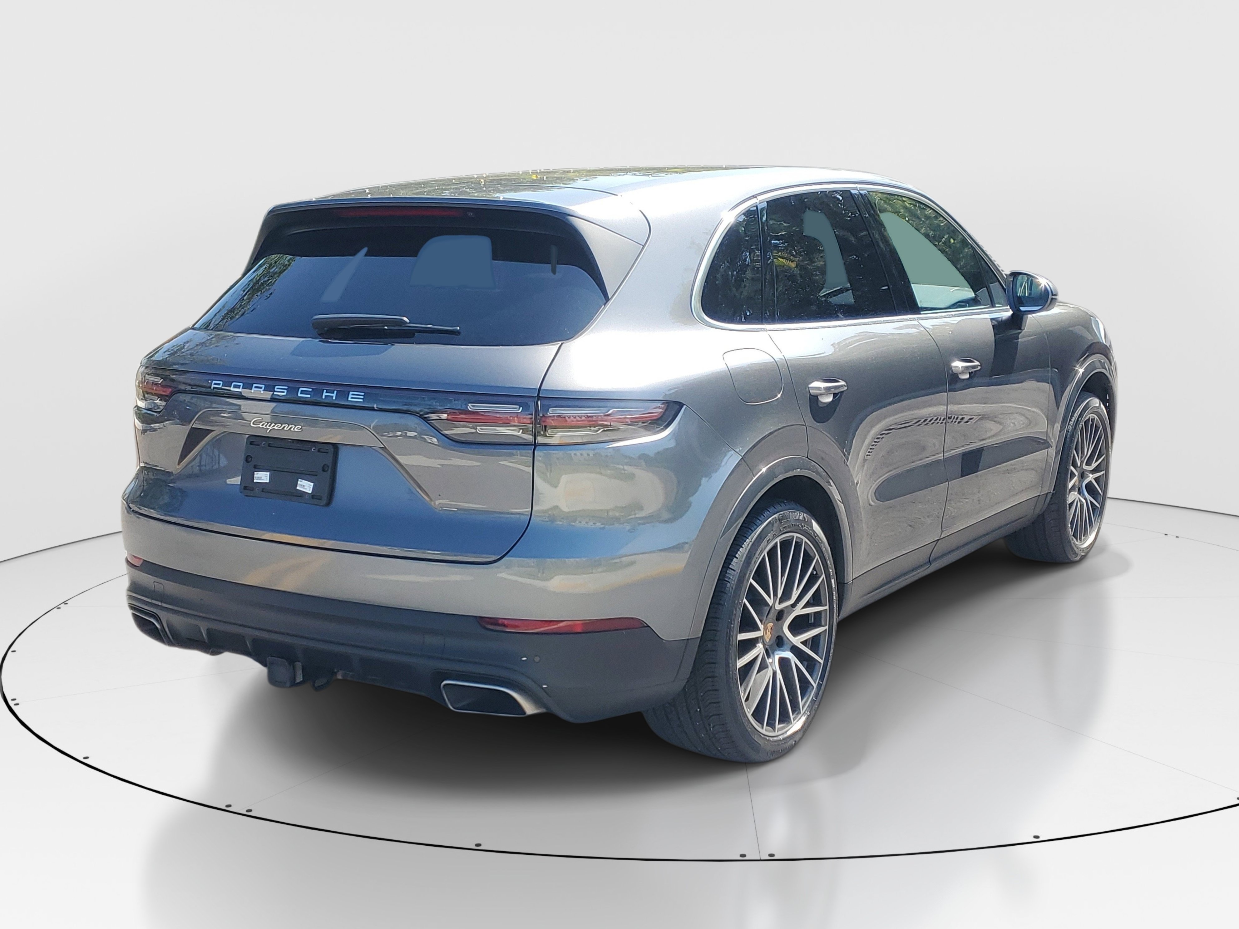 Used 2023 Porsche Cayenne AWD/4WD image 7