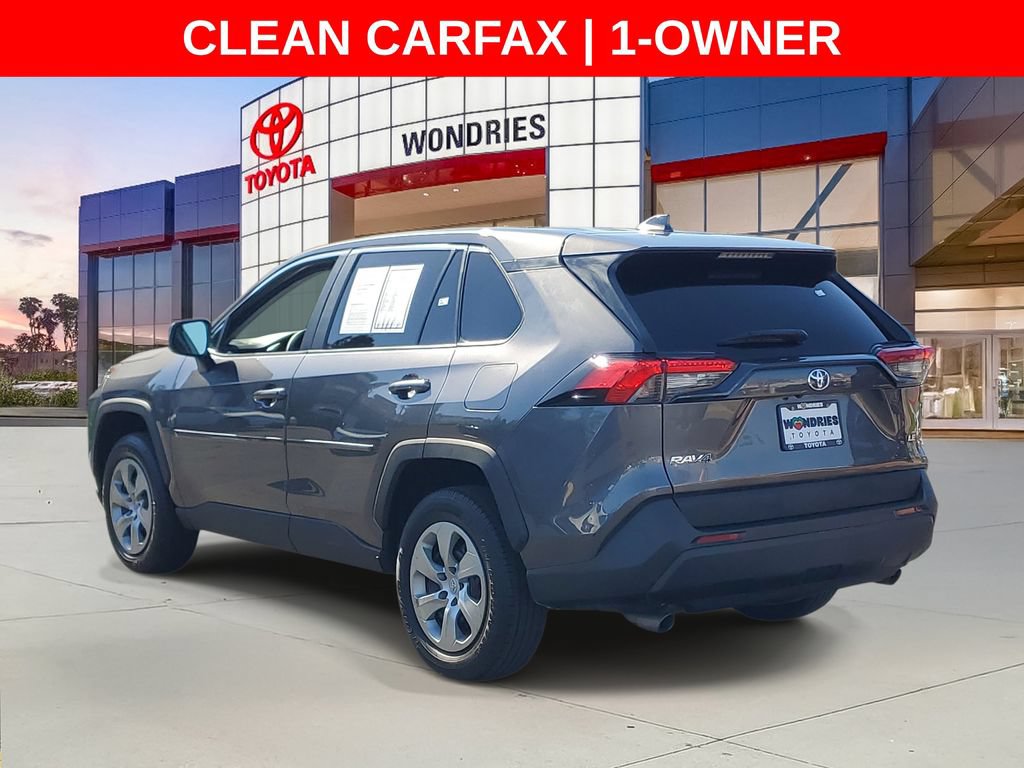 Used 2022 Toyota RAV4 LE FWD image 6