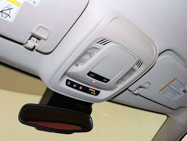 Used 2023 Buick Envision Essence AWD/4WD image 23