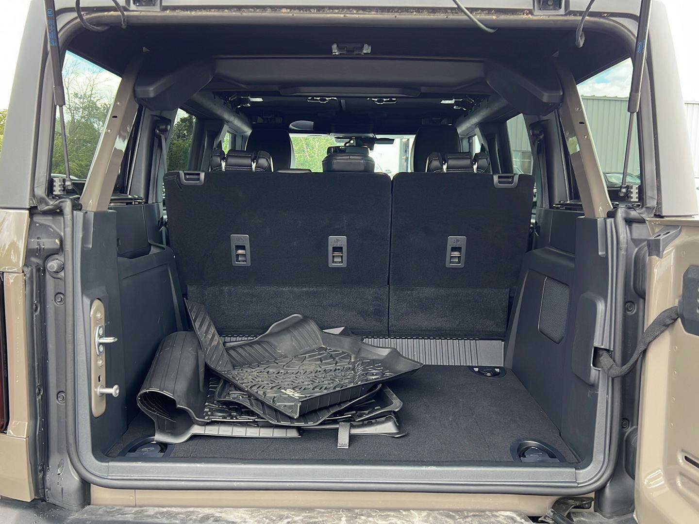 Used 2025 Ford Bronco Outer Banks AWD/4WD image 21