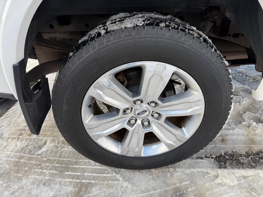 Used 2017 Ford F150 Platinum w/ Equipment Group 701A Luxury AWD/4WD image 52