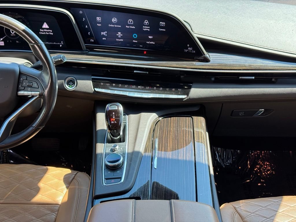 Used 2021 Cadillac Escalade Premium Luxury AWD/4WD image 29