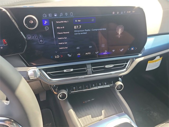 New 2026 Chevrolet Equinox EV LT image 30