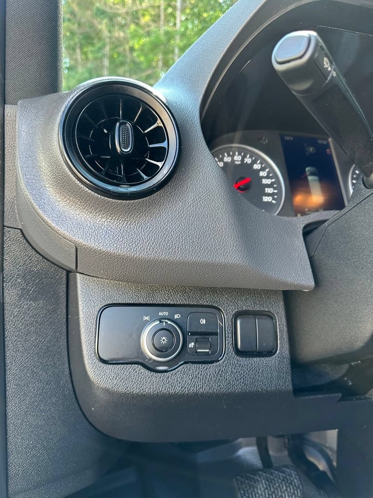 Used 2024 Mercedes-Benz Sprinter 2500 w/ Acoustic Package image 14