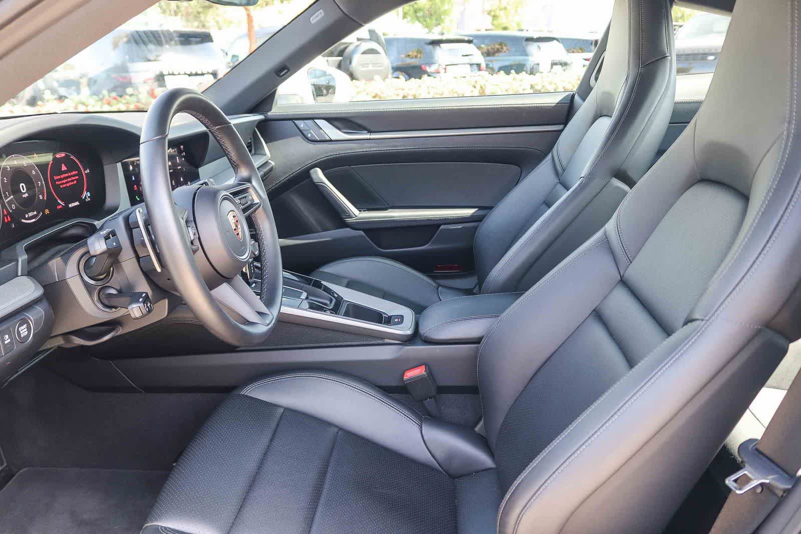 Used 2025 Porsche 911 Carrera RWD image 16