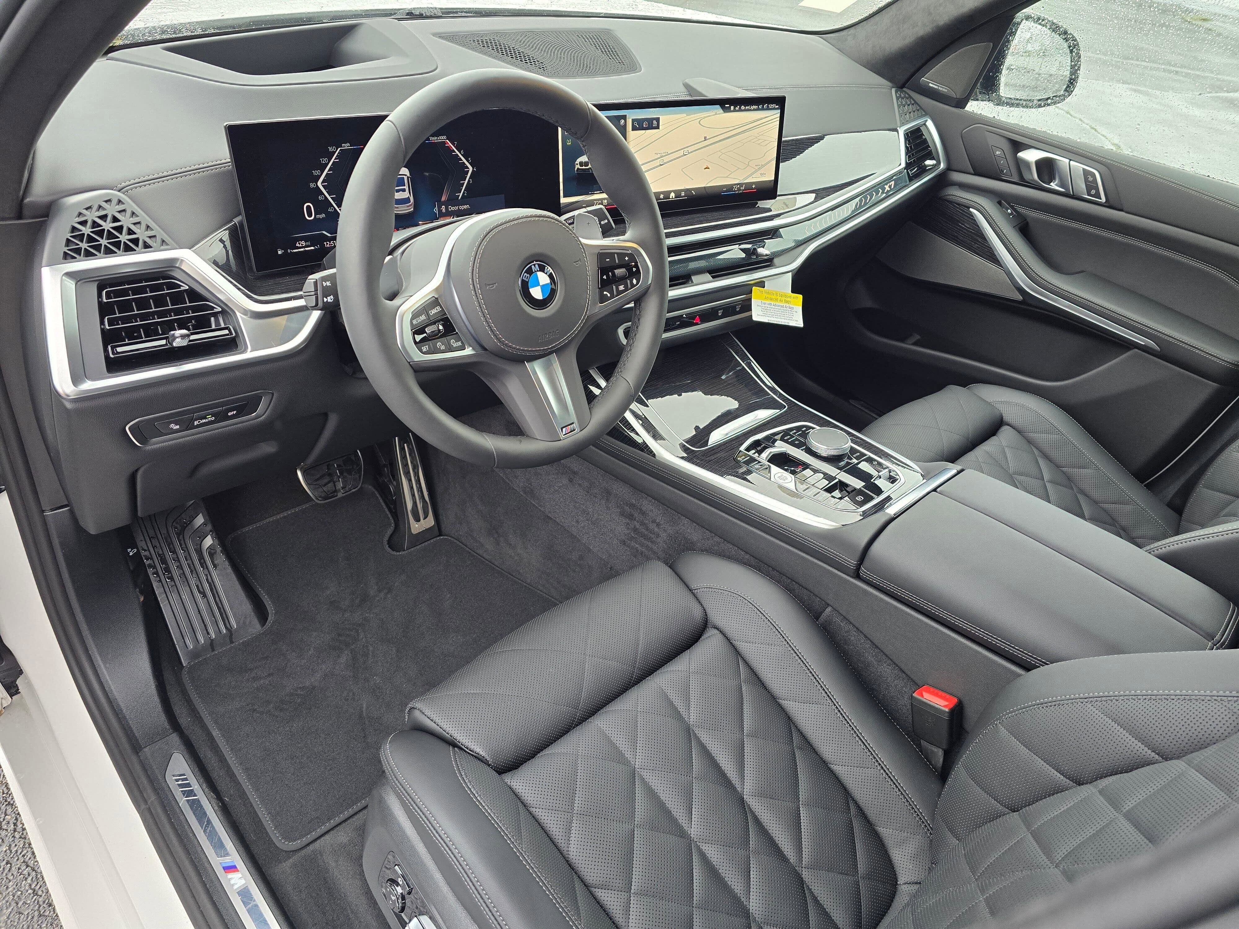 New 2026 BMW X7 xDrive40i w/ M Sport Package image 2