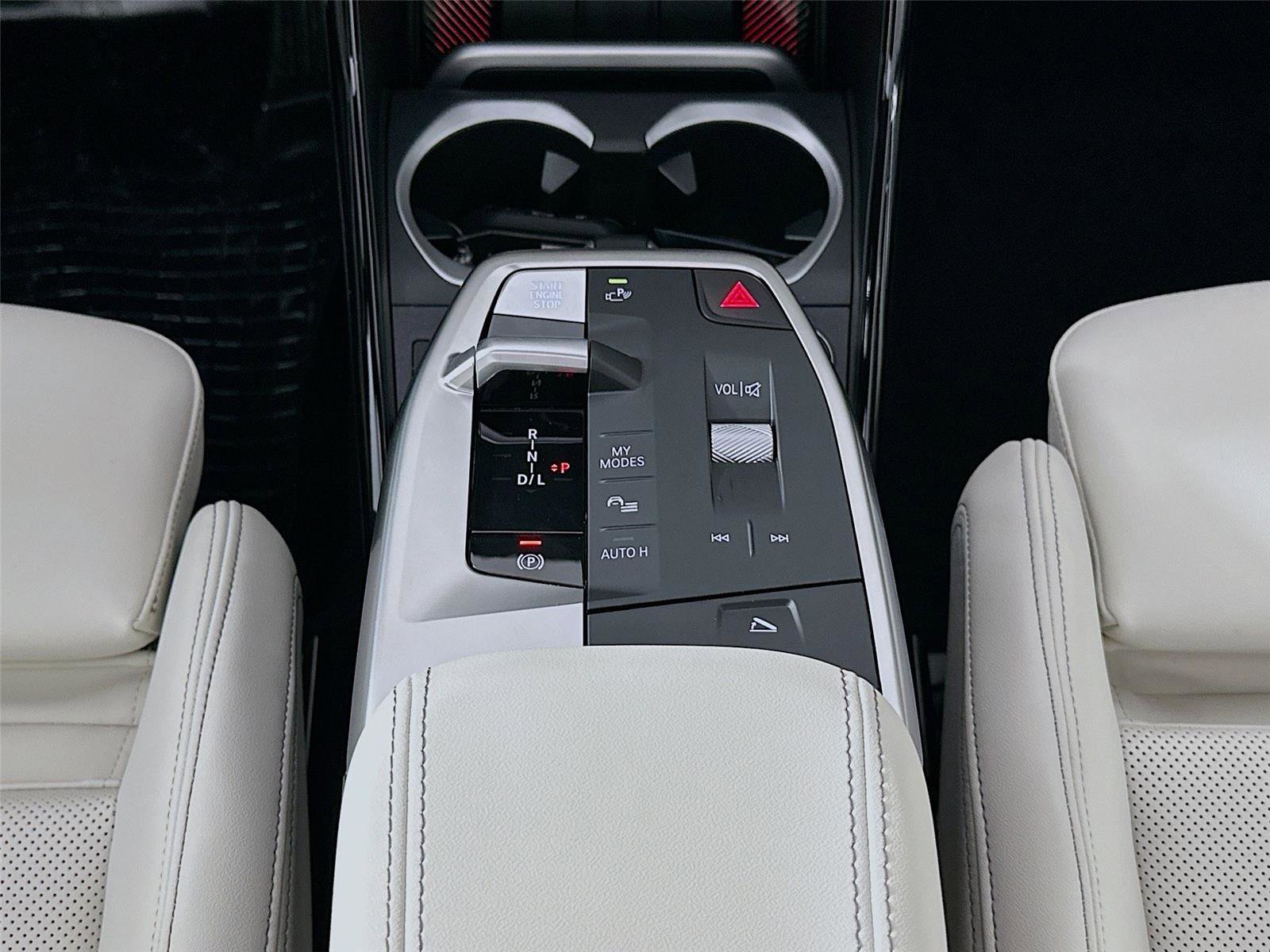 New 2026 BMW X1 xDrive28i w/ Technology Package image 17