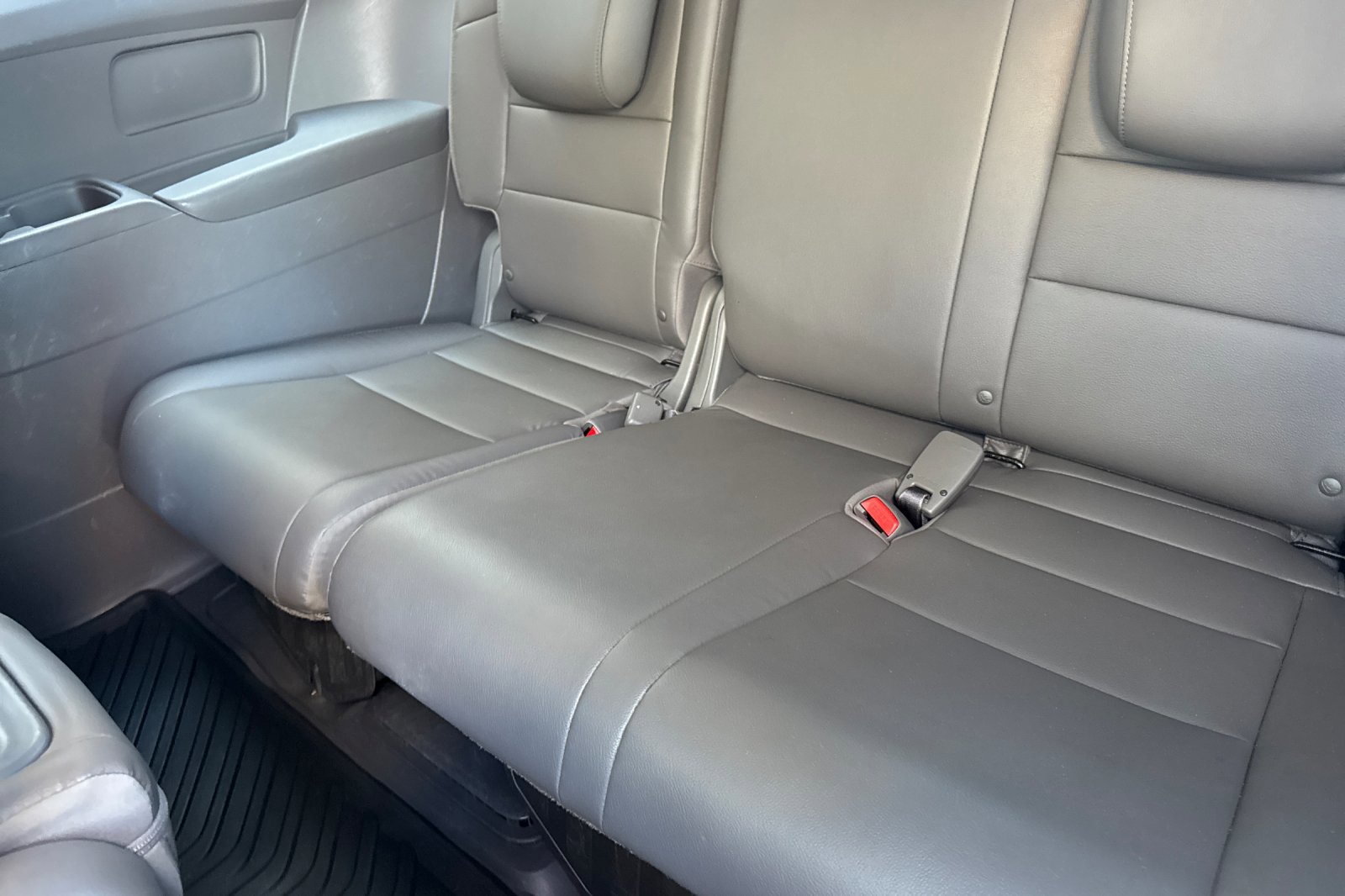 Used 2015 Honda Odyssey EX-L image 32