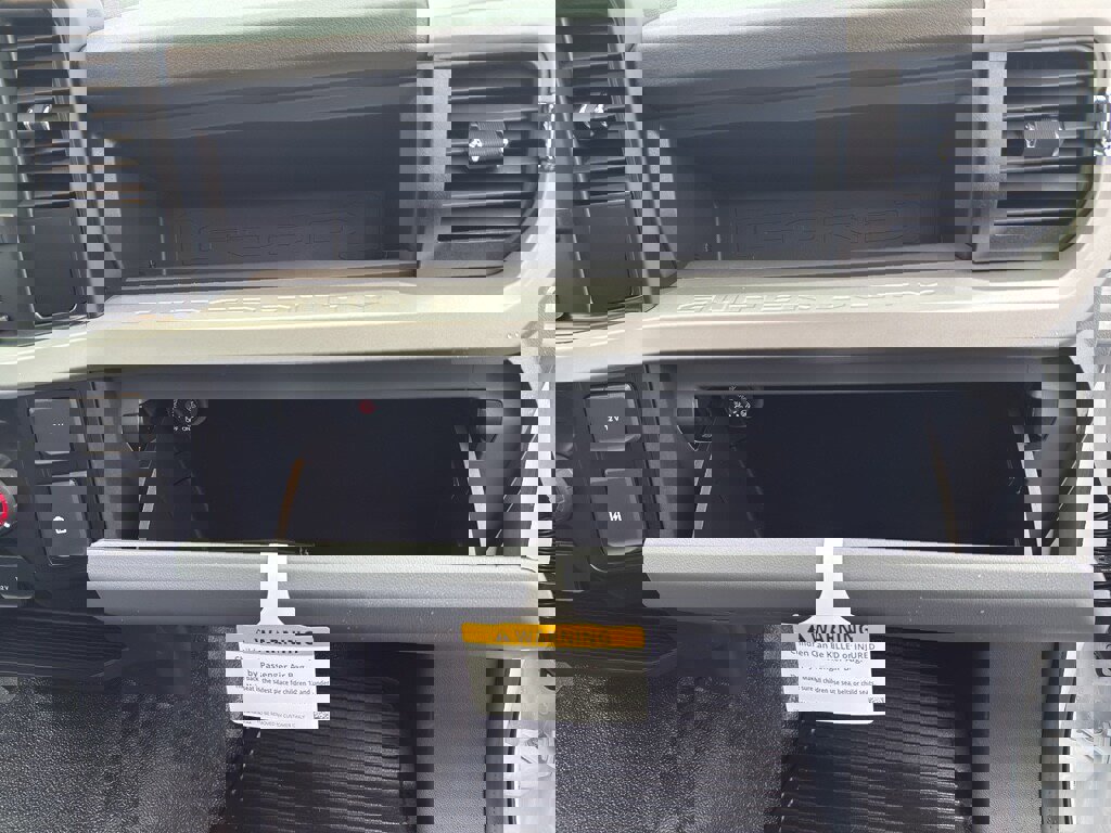 New 2026 Ford F250 XL w/ XL Chrome Package image 29