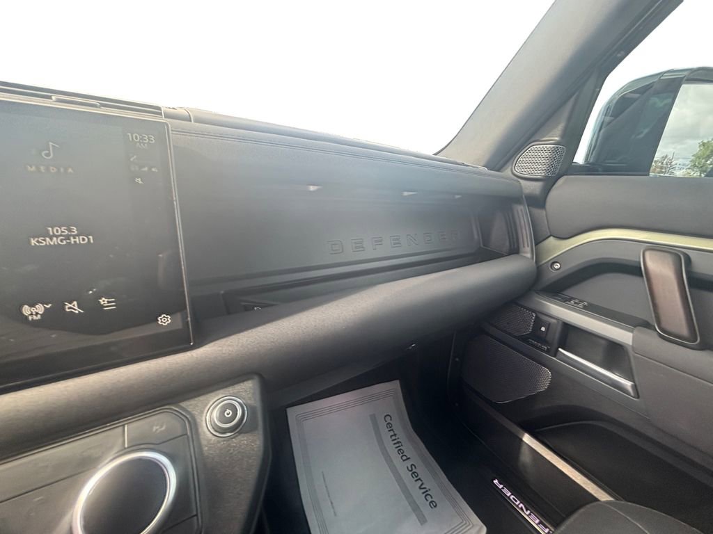 Used 2023 Land Rover Defender 110 X image 28