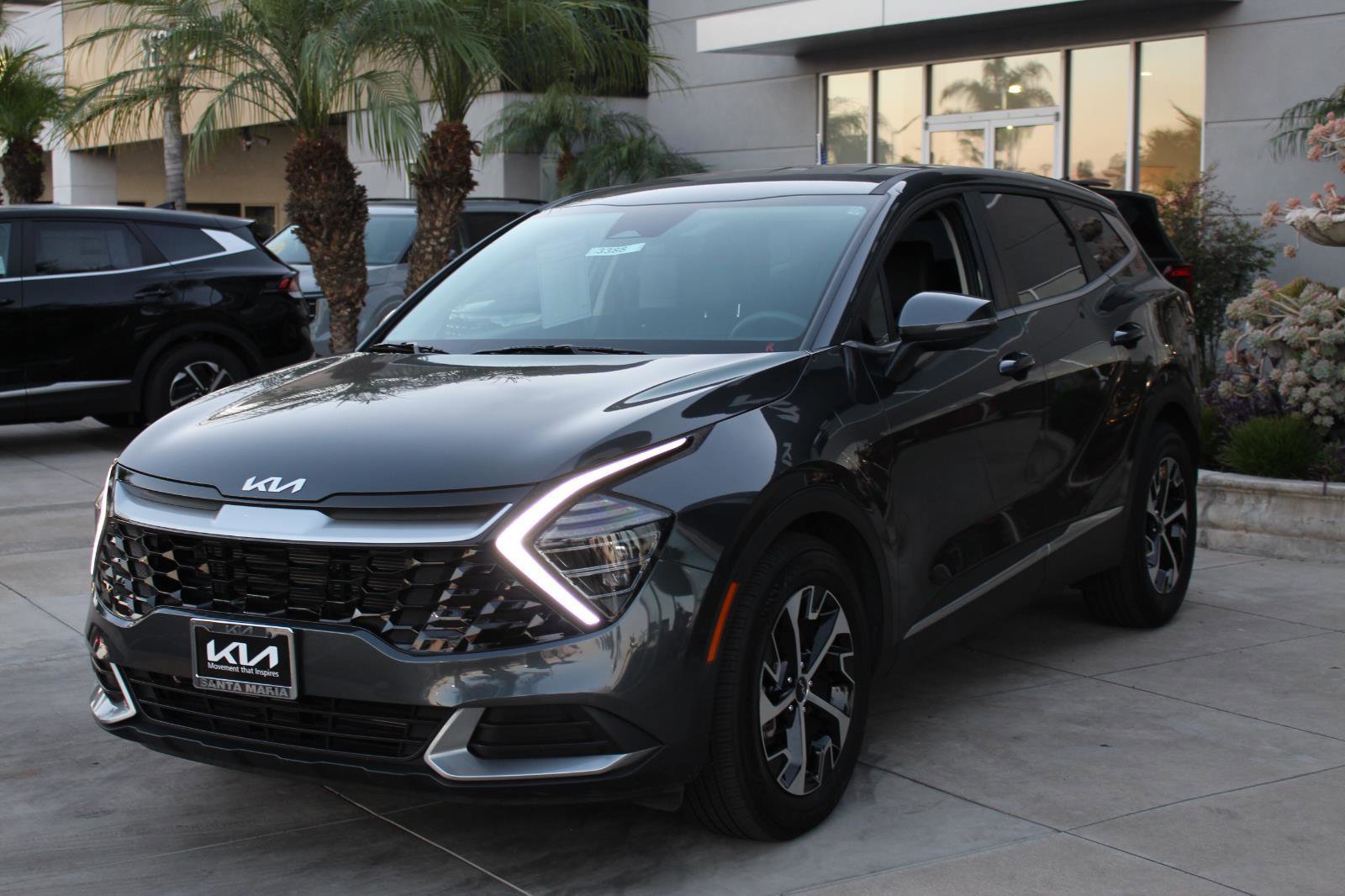 Certified 2024 Kia Sportage EX image 4