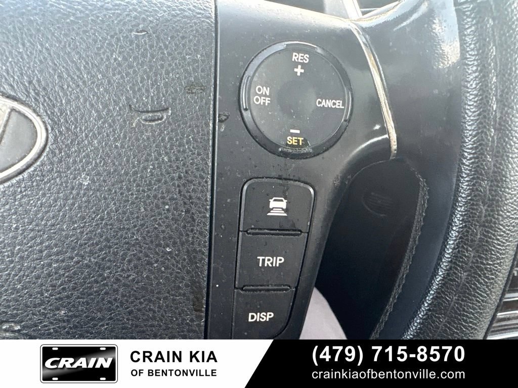 Used 2011 Hyundai Genesis 4.6 RWD image 23