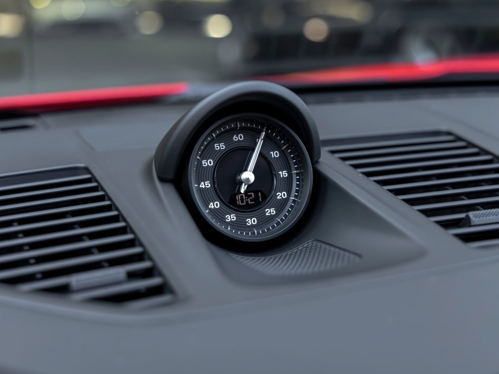 Certified 2026 Porsche 911 Carrera GTS RWD image 35