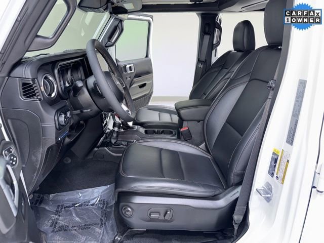 Used 2024 Jeep Wrangler Unlimited Sahara w/ Technology Group image 15