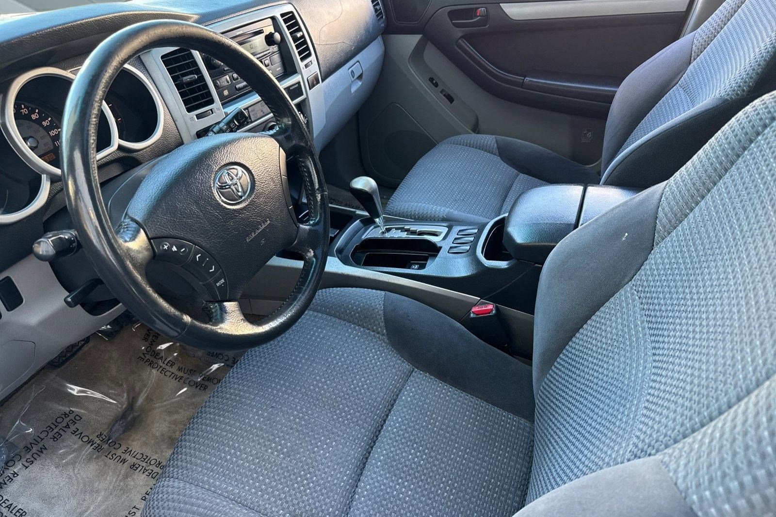 Used 2004 Toyota 4Runner SR5 image 4