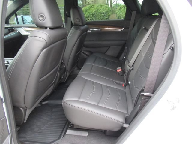 Certified 2024 Cadillac XT5 Sportv w/ Platinum Package AWD/4WD image 37