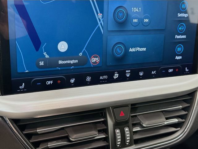 Used 2024 Ford Escape Platinum w/ Premium Technology Package image 16