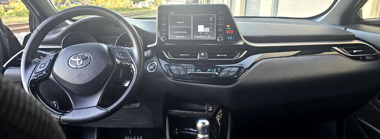 Used 2019 Toyota C-HR Limited image 22