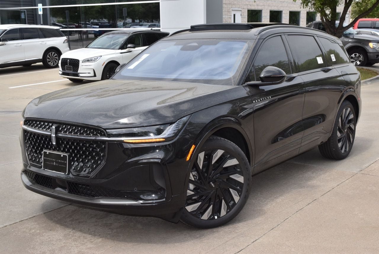 New 2026 Lincoln Nautilus Reserve w/ Jet Appearance Package AWD/4WD image 19