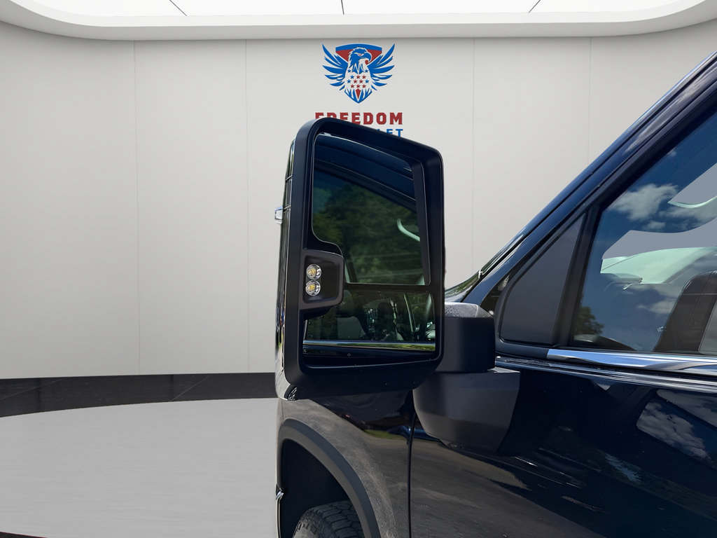 New 2026 Chevrolet Silverado 2500 LTZ w/ LTZ Premium Package AWD/4WD image 19