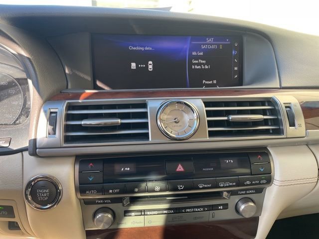 Used 2017 Lexus LS 460 AWD w/ Comfort Package image 9