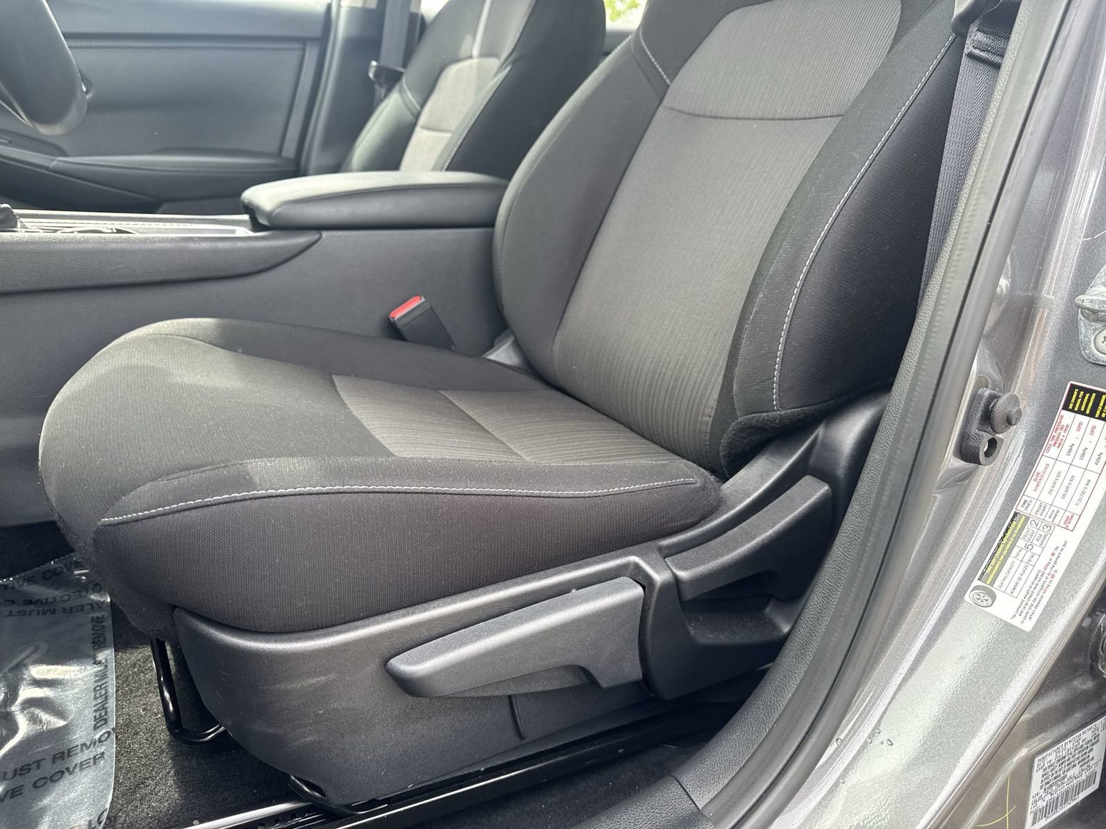 Certified 2025 Nissan Sentra SV w/ All-Weather Package FWD image 29