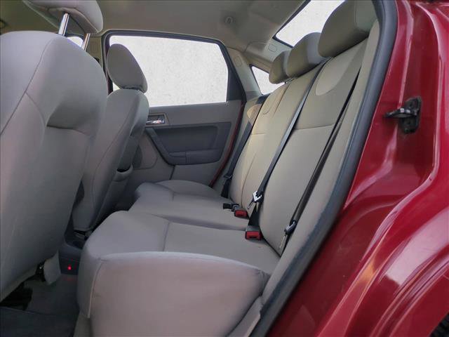 Used 2009 Ford Focus SES image 16