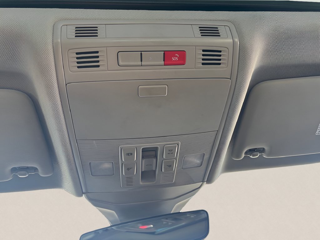 Used 2024 Volkswagen Jetta SE FWD image 21