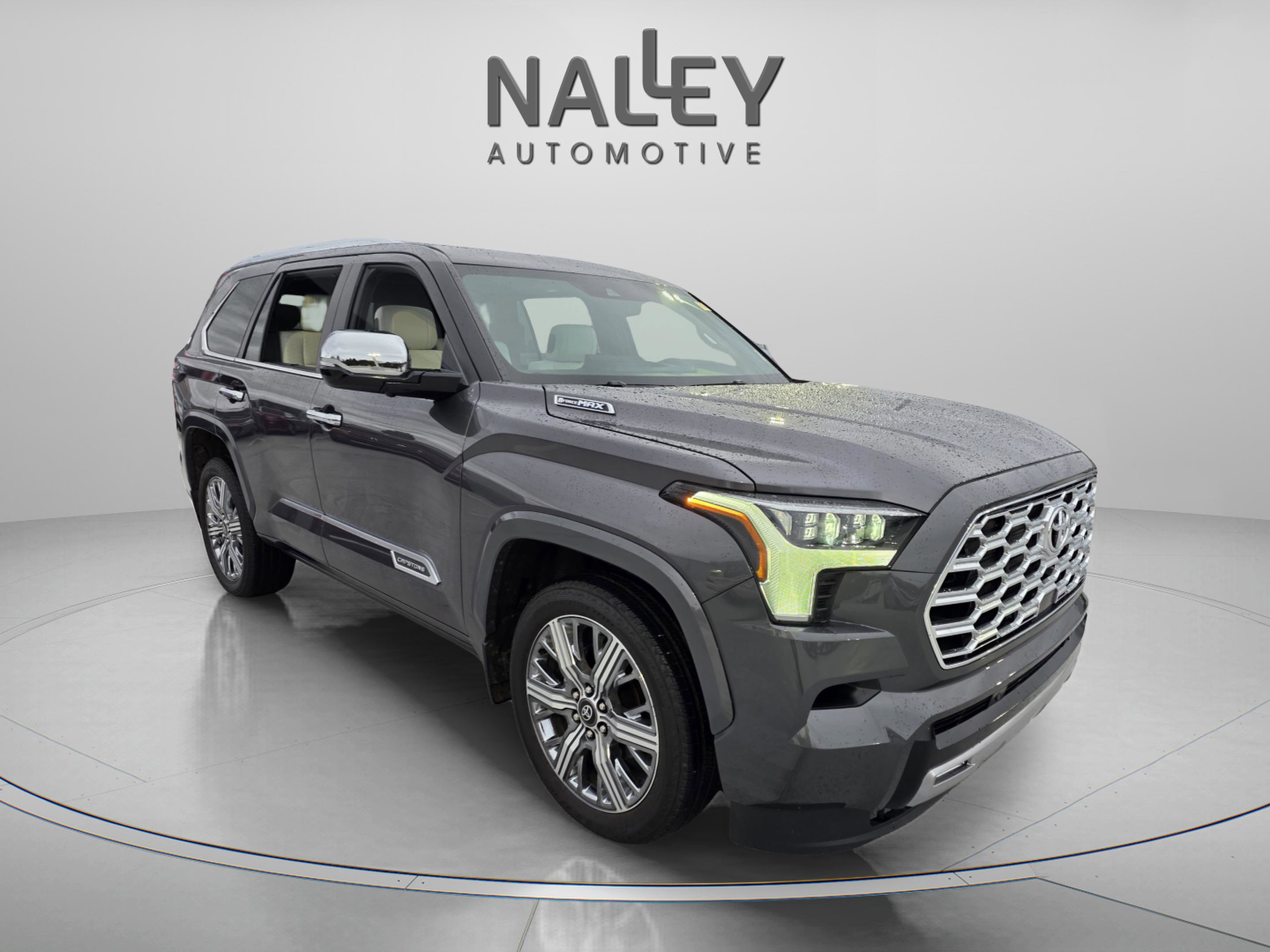 Used 2025 Toyota Sequoia Capstone image 7