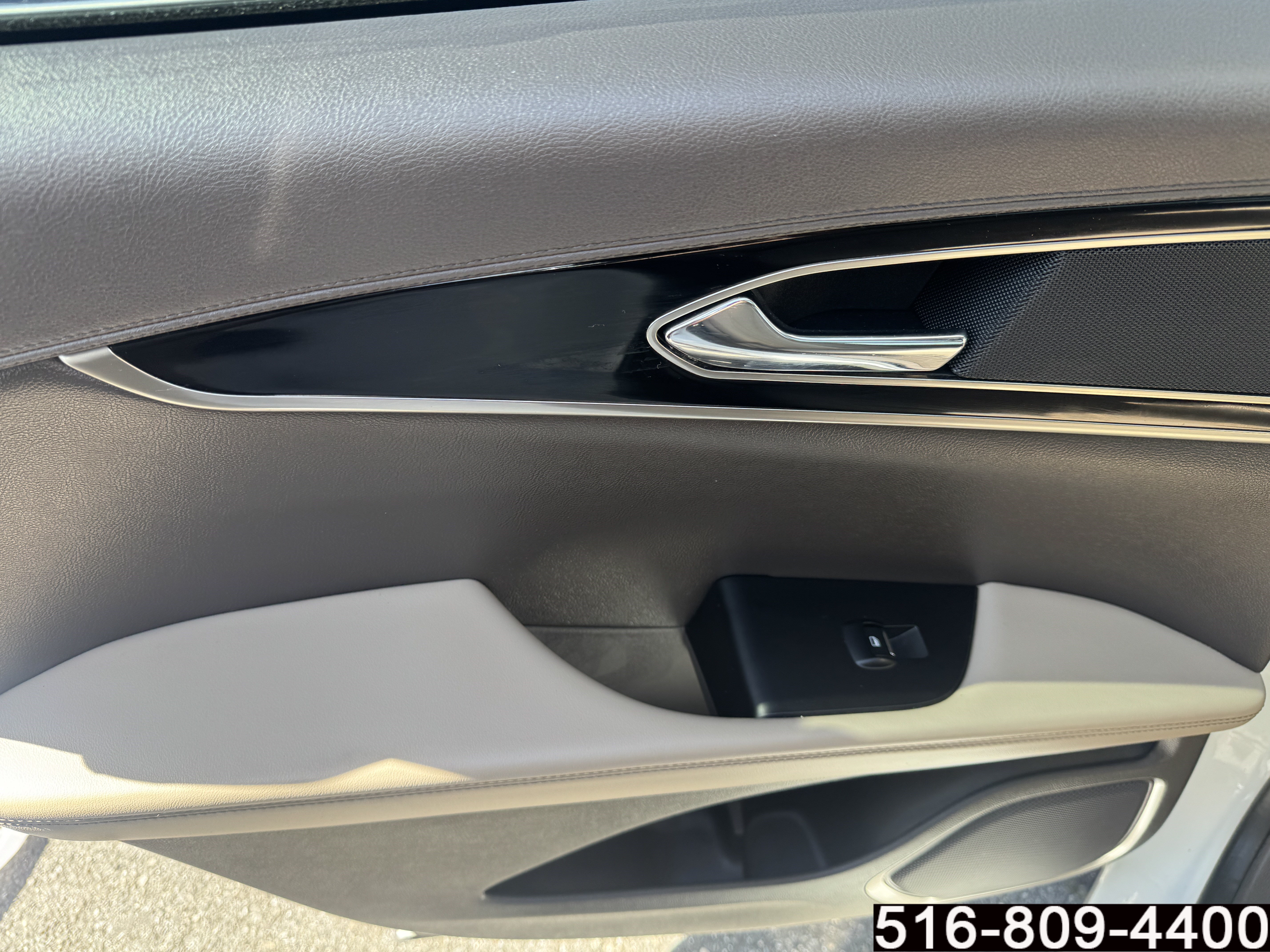 Used 2023 Lincoln Nautilus Reserve AWD/4WD image 36