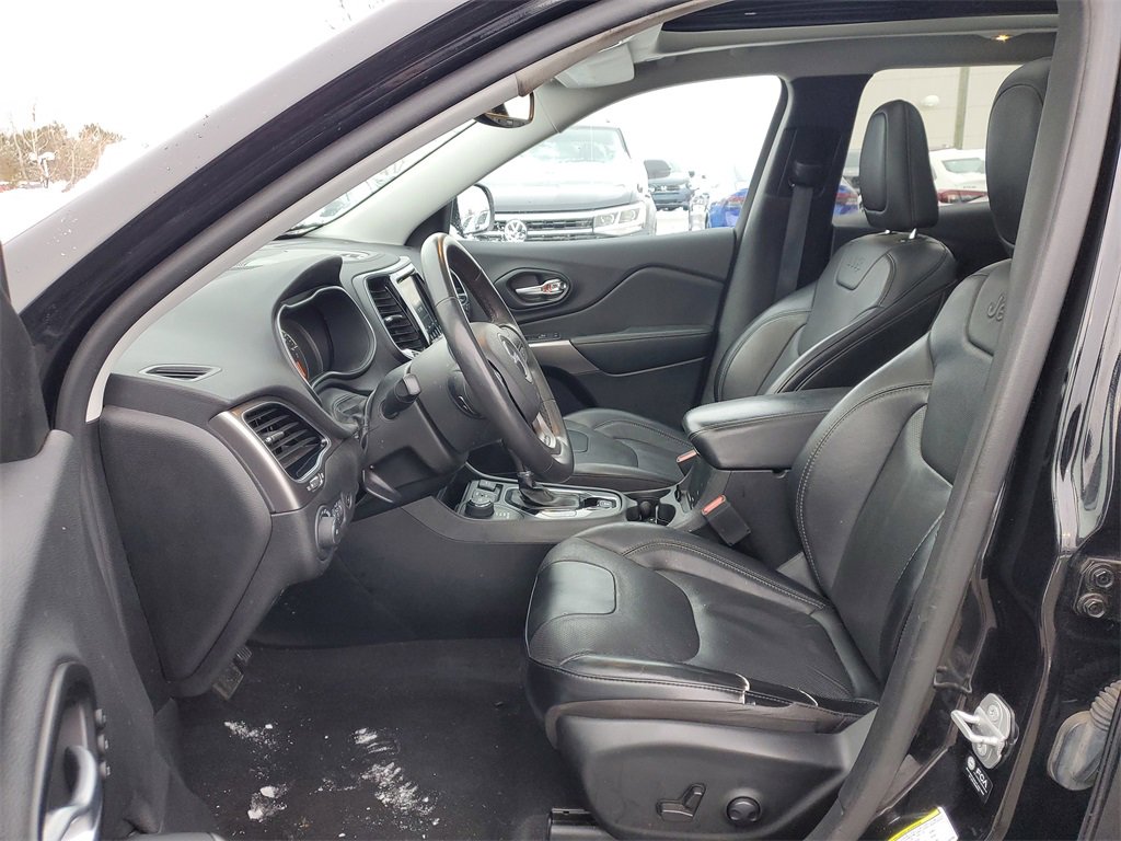 Used 2022 Jeep Cherokee Limited image 11