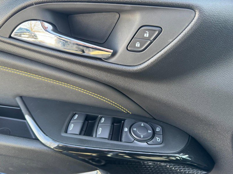 New 2026 Chevrolet Trax LT w/ Driver Confidence Package image 32