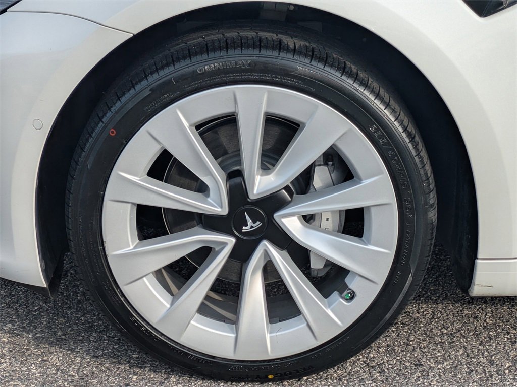 Used 2022 Tesla Model 3 image 10