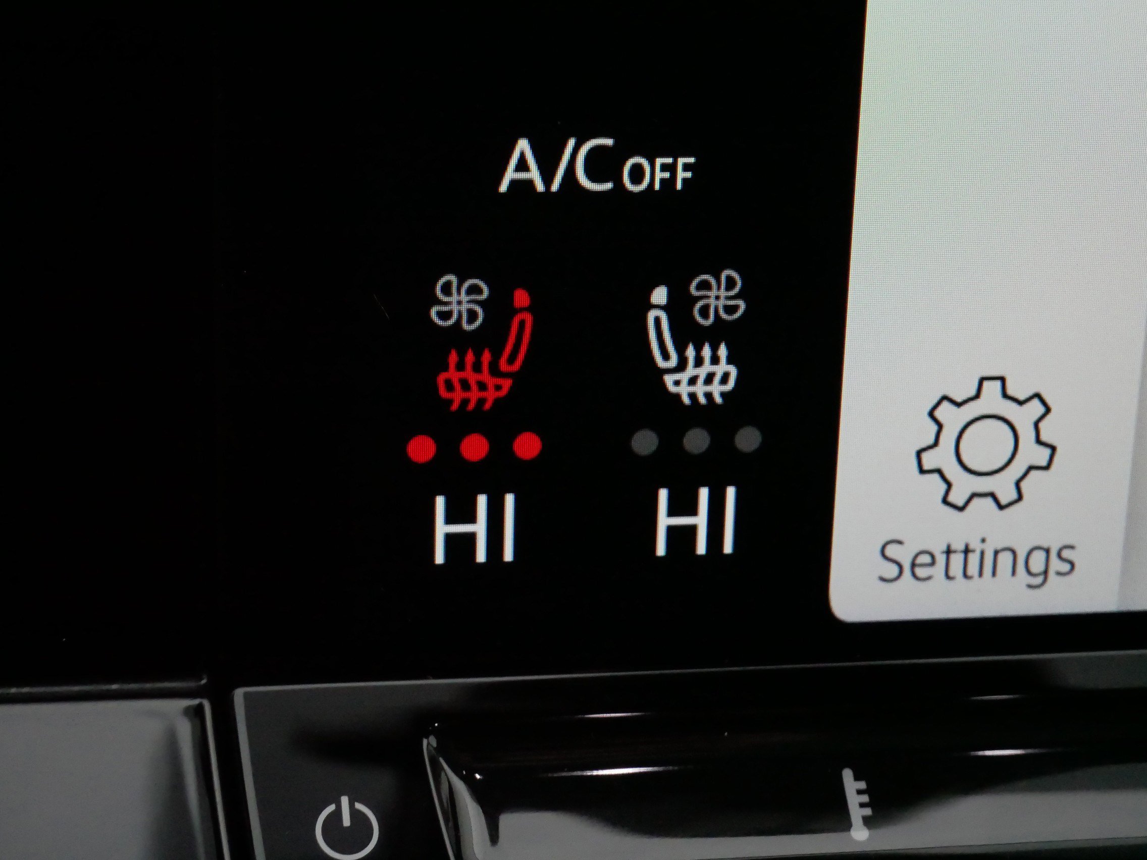 Certified 2025 Volkswagen Atlas SEL Premium R-Line AWD/4WD image 31