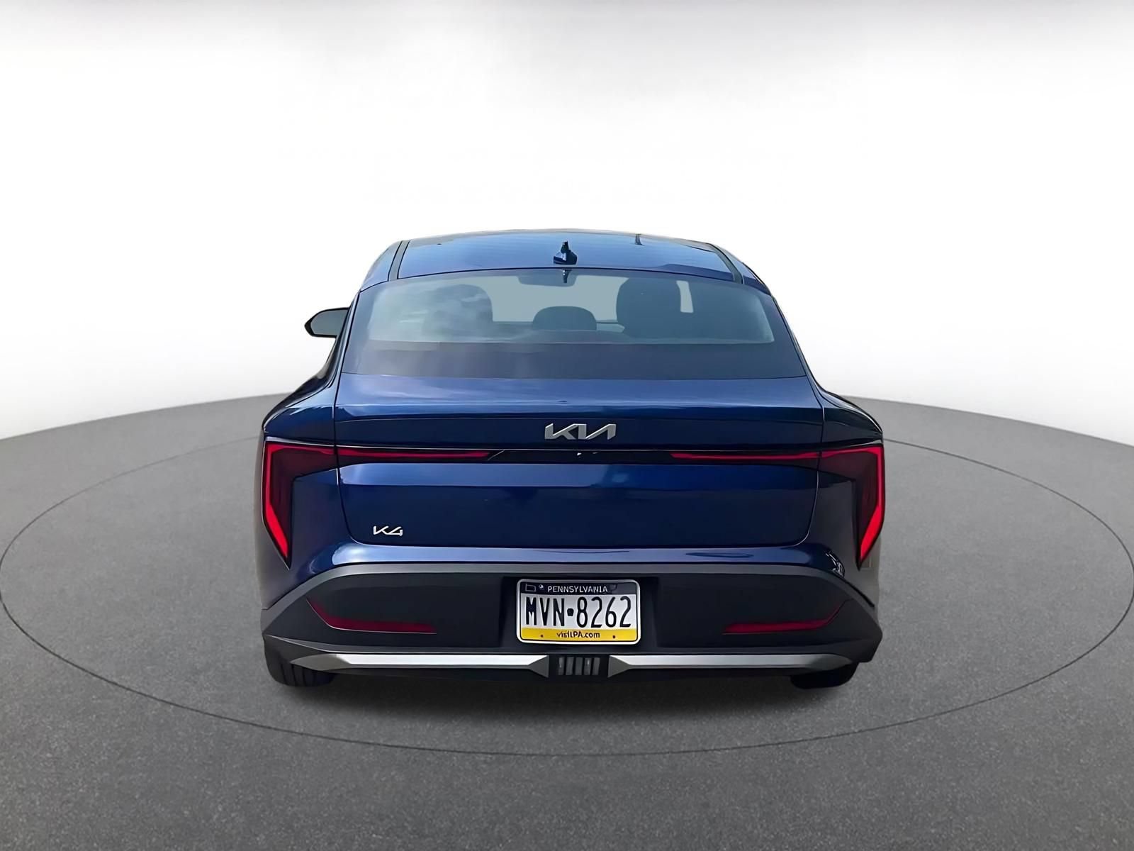 Used 2025 Kia K4 FWD image 12