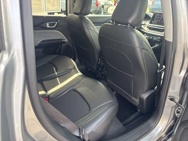 Used 2022 Jeep Compass Latitude w/ Convenience Group AWD/4WD image 22