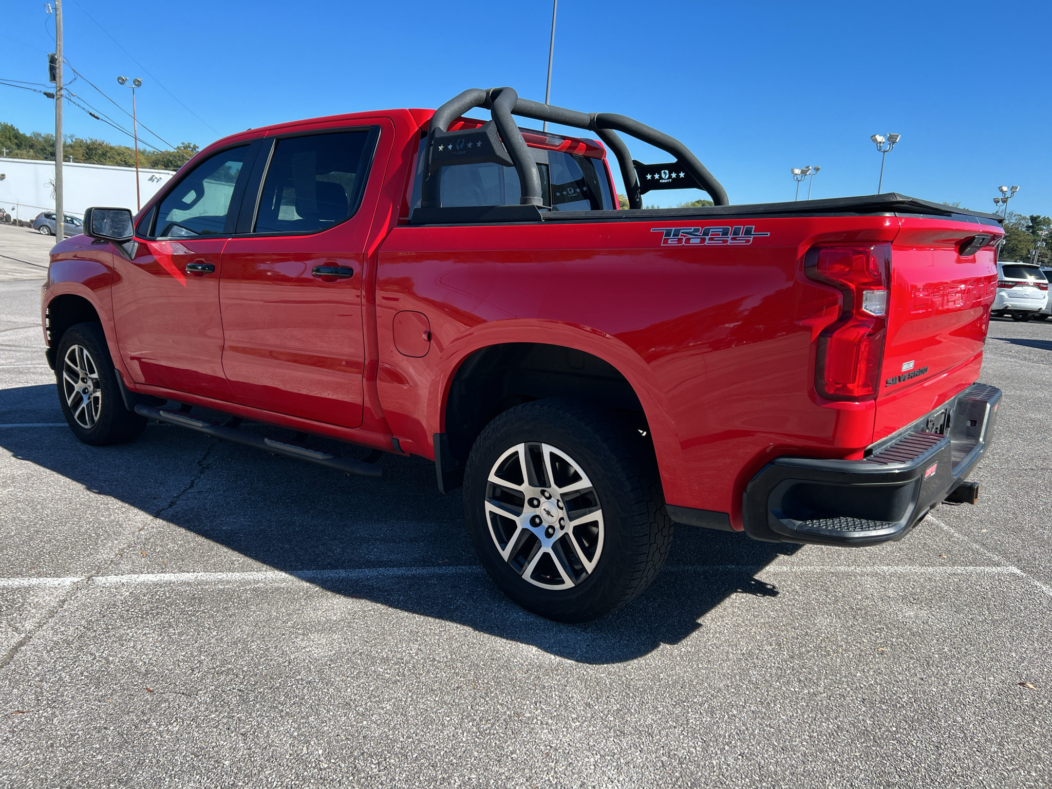 Used 2020 Chevrolet Silverado 1500 LT Trail Boss AWD/4WD image 5