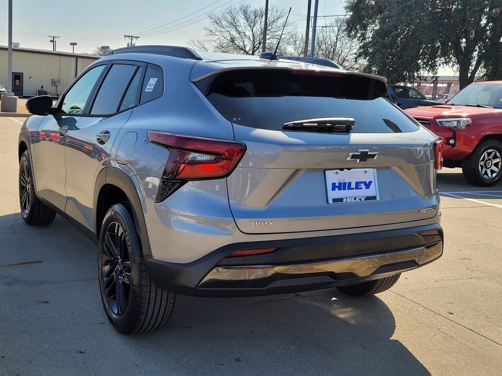 New 2026 Chevrolet Trax ACTIV w/ Driver Confidence Package FWD video 3